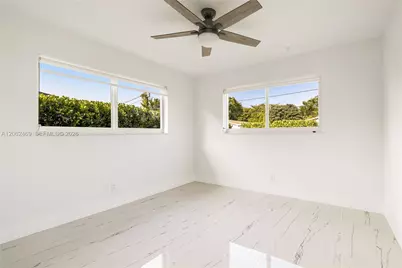 2111 N 14th Ct, Hollywood, FL 33020 - Photo 19