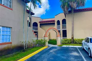 8630 SW 3rd St, Pembroke Pines, FL 33025 - Photo 23