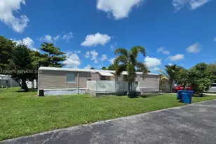 5351 SW 35th St, Davie, FL 33314 - Photo 1