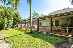 6879 Palm Grove Ct, Palm Beach Gardens, FL 33418 - Photo 39