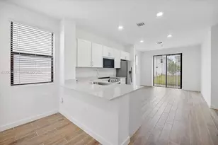 713 SE 15th Ave, Homestead, FL 33033 - Photo 5