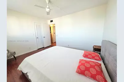 319 NE 14th Ave #702, Hallandale Beach, FL 33009 - Photo 21