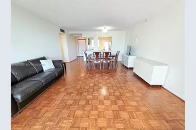 319 NE 14th Ave #702, Hallandale Beach, FL 33009 - Photo 15