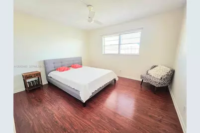319 NE 14th Ave #702, Hallandale Beach, FL 33009 - Photo 19