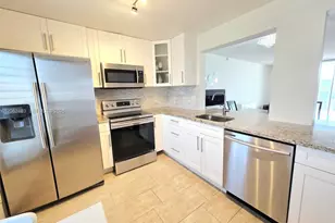 319 NE 14th Ave, Hallandale Beach, FL 33009 - Photo 7