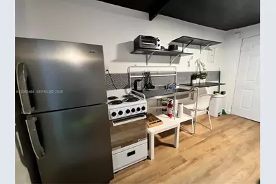 1337 NE 3rd Ave #4, Fort Lauderdale, FL 33304 - Photo 3