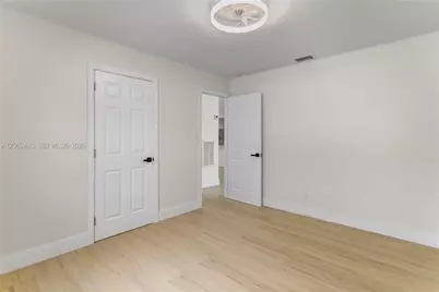 1000 NW 23rd Ter, Pompano Beach, FL 33069 - Photo 35