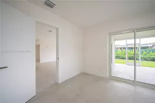 6640 SW 7th St, Pembroke Pines, FL 33023 - Photo 9
