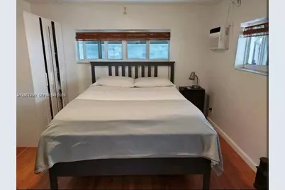 1337 NE 3rd Ave #2, Fort Lauderdale, FL 33304 - Photo 5