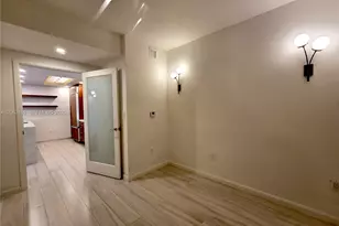 50 Biscayne Blvd, Miami, FL 33132 - Photo 13