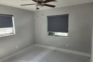 836 NW 98th St, Miami, FL 33150 - Photo 5