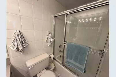 100 Lincoln Rd #314A, Miami Beach, FL 33139 - Photo 9