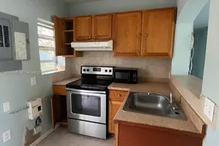 15485 Harrison Dr, Homestead, FL 33033 - Photo 9