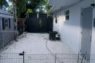 2931 NW 47th St, Miami, FL 33142 - Photo 3