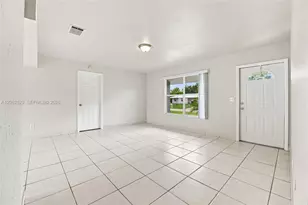 205 SW Kentwood Rd, Port Saint Lucie, FL 34953 - Photo 5