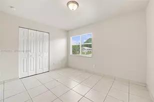 205 SW Kentwood Rd, Port Saint Lucie, FL 34953 - Photo 17