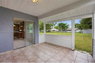 205 SW Kentwood Rd, Port Saint Lucie, FL 34953 - Photo 25