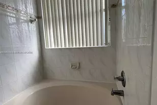 4847 NW 108th Ct, Doral, FL 33178 - Photo 15