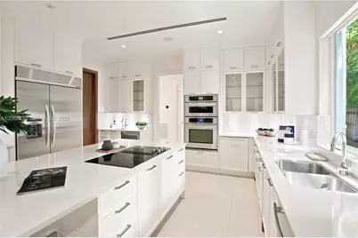 2820 Brickell Ave, Miami, FL 33129 - Photo 15