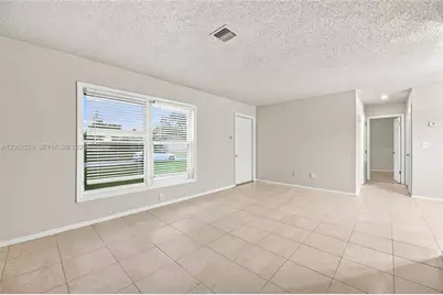 365 NW Curtis St, Port Saint Lucie, FL 34983 - Photo 7