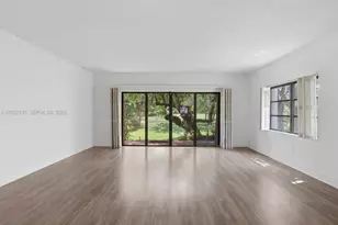 8886 SW 62nd Terrace, Miami, FL 33173 - Photo 9