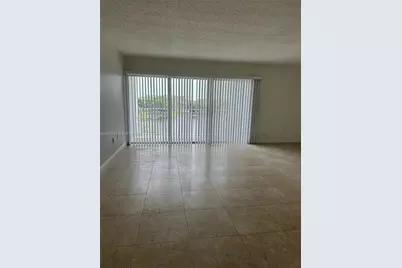 9359 Fontainebleau Blvd #F417, Miami, FL 33172 - Photo 3