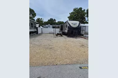 325 Calusa St, Key Largo, FL 33037 - Photo 1