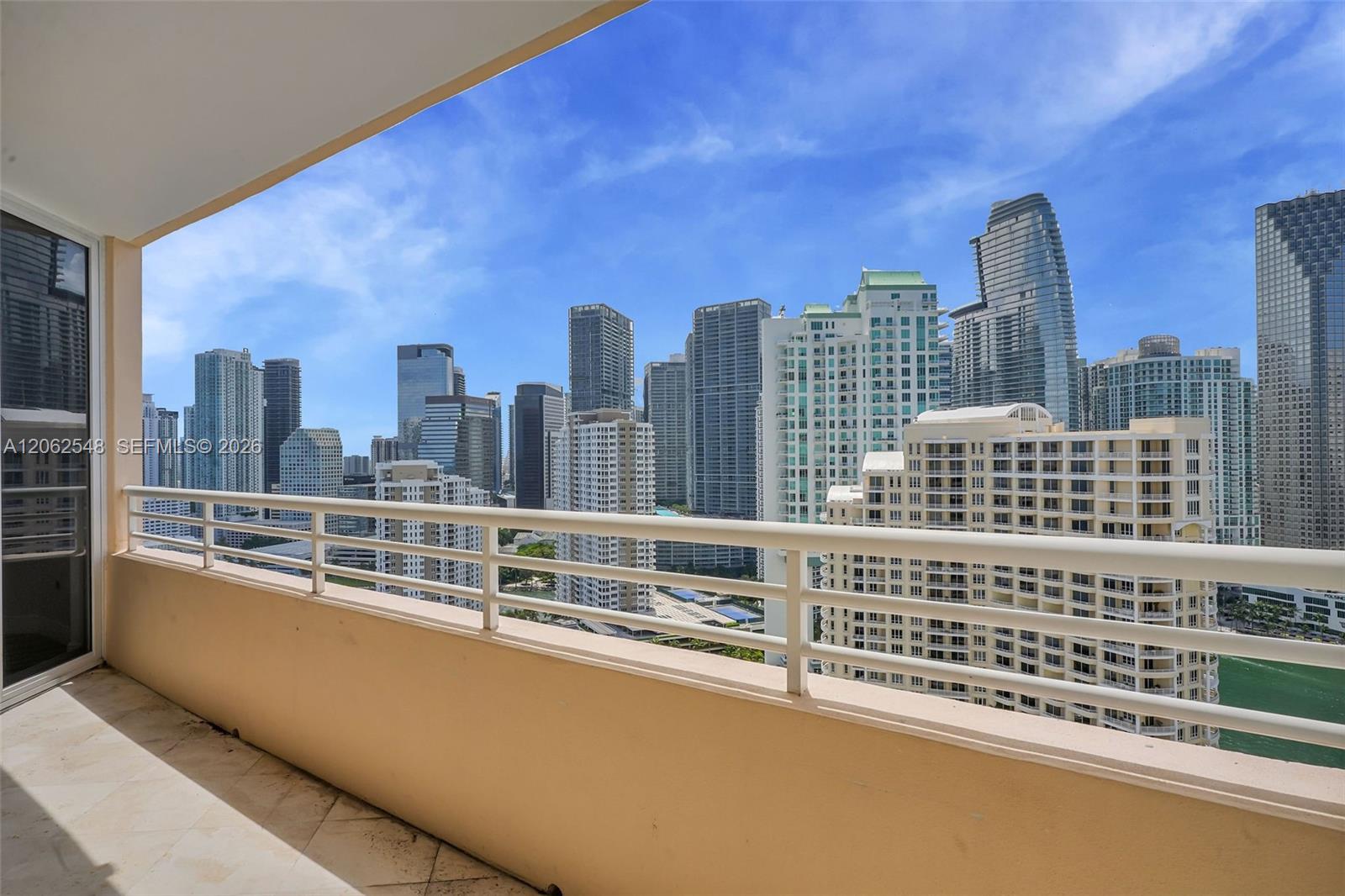 808 Brickell Key Dr #3007 - 808 Brickell Key Dr #3007, Miami, FL 33131 Luxury Property | Jose Angel Pina