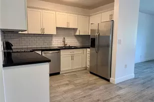 3310 SW 92nd Pl, Miami, FL 33165 - Photo 3