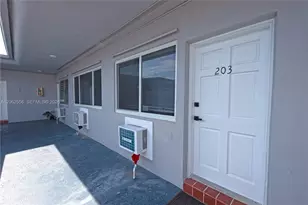350 75th St, Miami Beach, FL 33141 - Photo 3