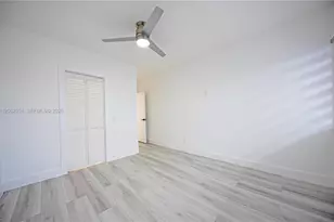 350 75th St, Miami Beach, FL 33141 - Photo 17