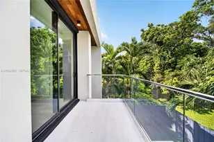 1034 SW 11th Ave, Miami, FL 33130 - Photo 21