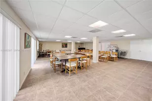 100 Edgewater Dr, Coral Gables, FL 33133 - Photo 49