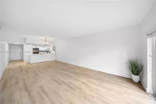 100 Edgewater Dr, Coral Gables, FL 33133 - Photo 11