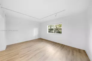 100 Edgewater Dr, Coral Gables, FL 33133 - Photo 29