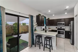 12758 SW 230th St, Miami, FL 33170 - Photo 9
