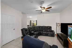 12758 SW 230th St, Miami, FL 33170 - Photo 3