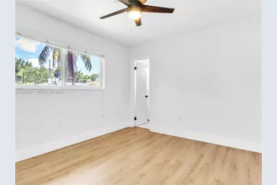 10015 SW 85th Ter, Miami, FL 33173 - Photo 13
