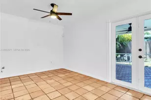 10015 SW 85th Terrace, Miami, FL 33173 - Photo 9