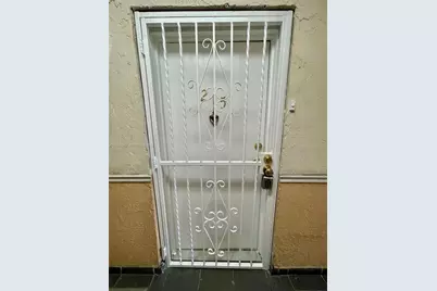 5625 W 20th Ave #215, Hialeah, FL 33012 - Photo 19