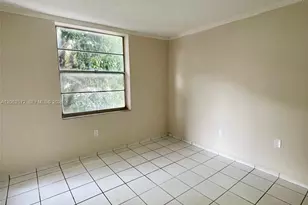 5625 W 20th Ave, Hialeah, FL 33012 - Photo 13