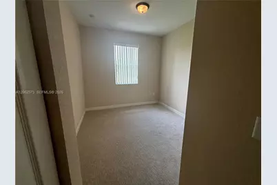 1015 NE 208th St, Miami, FL 33179 - Photo 17