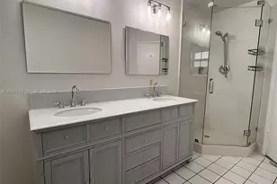 5001 SW 87th Pl, Miami, FL 33165 - Photo 5