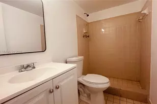 11311 SW 200th St, Miami, FL 33157 - Photo 15