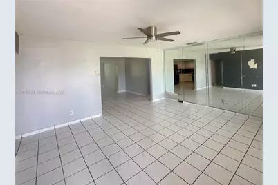 7710 NW 5th St, Pembroke Pines, FL 33024 - Photo 3