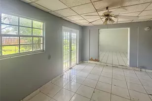 7710 NW 5th St, Pembroke Pines, FL 33024 - Photo 9