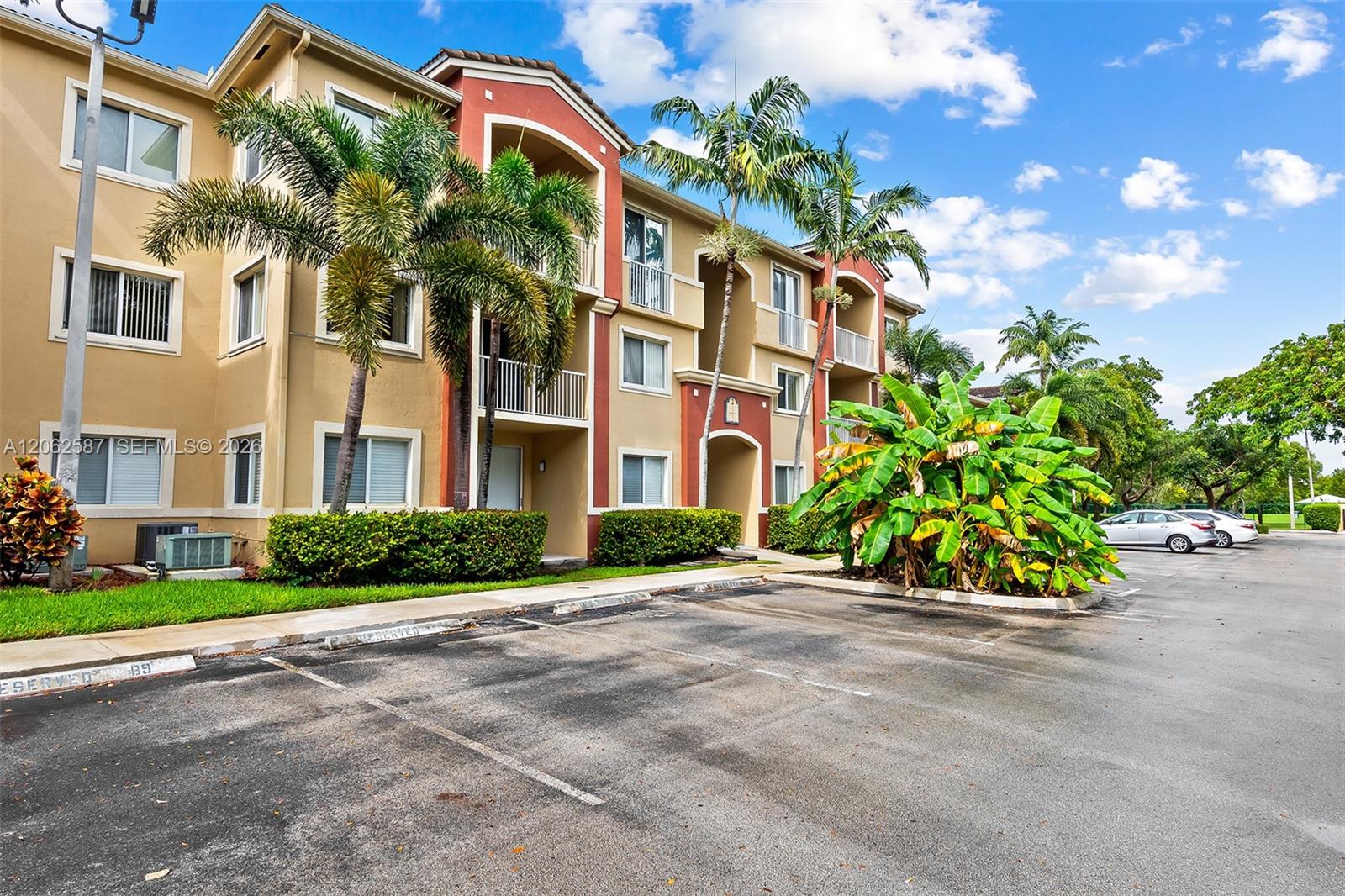 7085 Nova Dr #330 - 7085 Nova Dr #330, Davie, FL 33317 Luxury Property | Jose Angel Pina