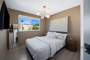 18146 NW 61st Pl, Hialeah, FL 33015 - Photo 25