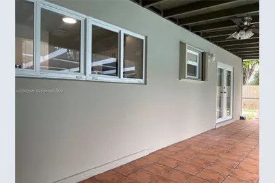 8830 SW 200th St, Cutler Bay, FL 33157 - Photo 11