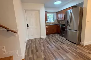 1959 SE 3rd St, Deerfield Beach, FL 33441 - Photo 3